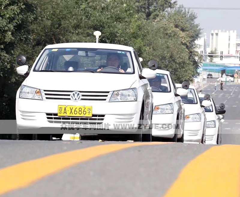 北京公交駕校訓(xùn)練車輛