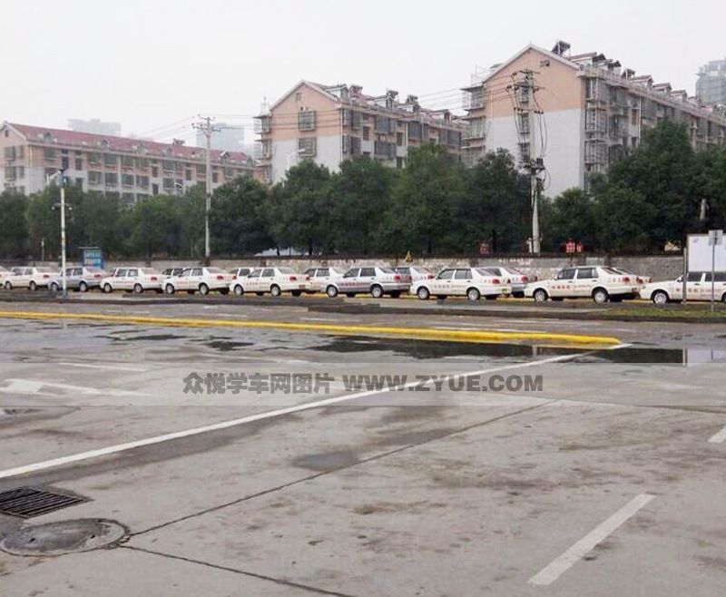 長沙長湘駕校駕校場(chǎng)地