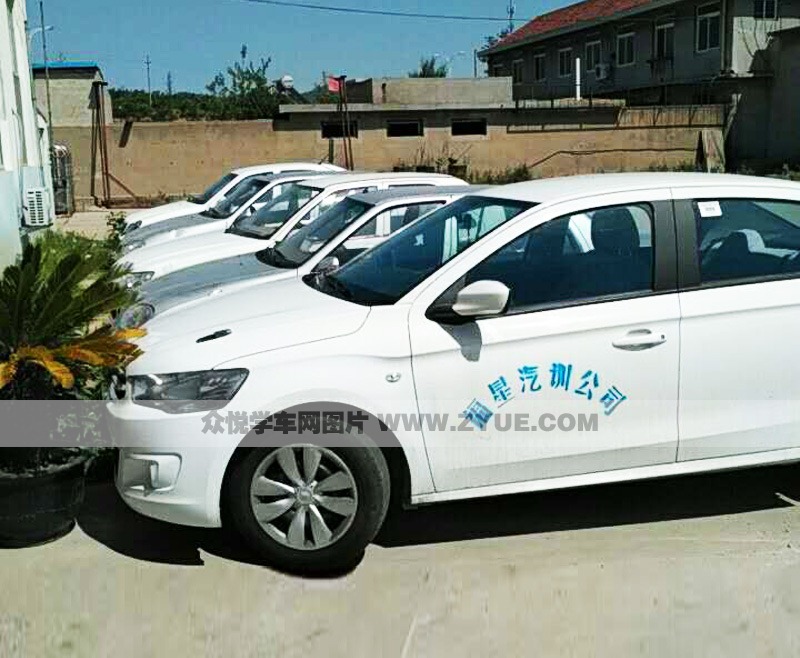 煙臺(tái)福星駕校教練車(chē)