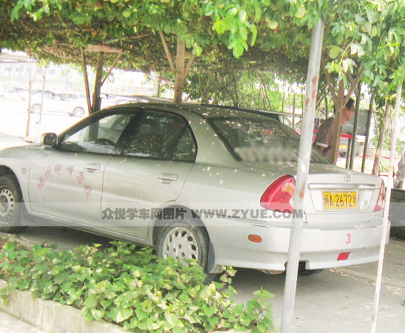 曉峰駕校教學車輛