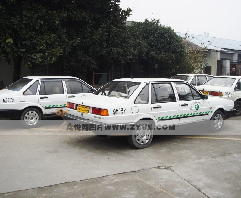 長(zhǎng)運(yùn)駕校教練車隊(duì)