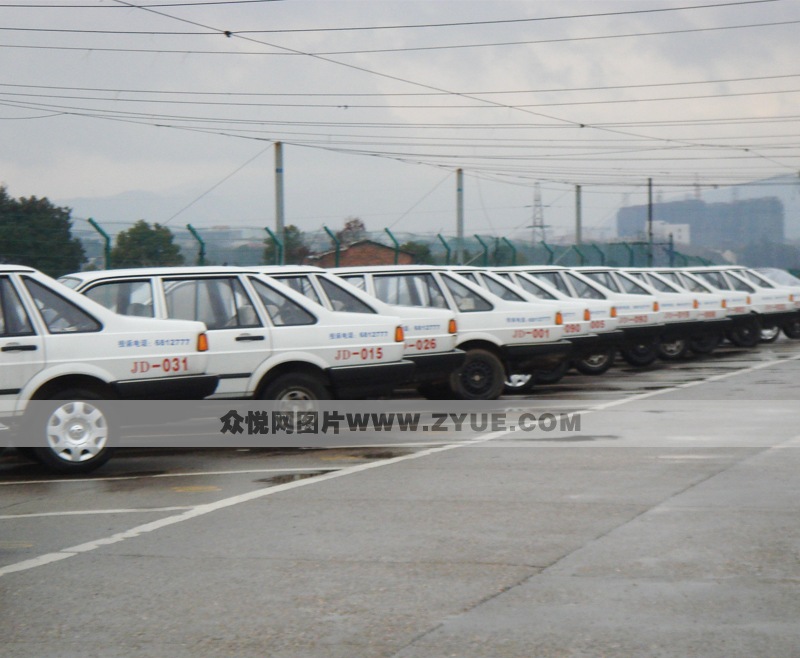 華東交大駕校交大駕校普桑教練車隊(duì)
