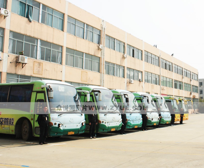 公交駕校教練車隊(duì)3