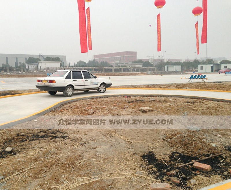 交通駕校S路場(chǎng)地
