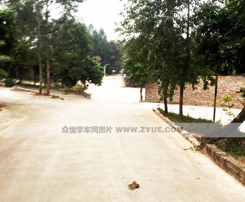 廈門勛聯(lián)鴻駕校場地一角-1
