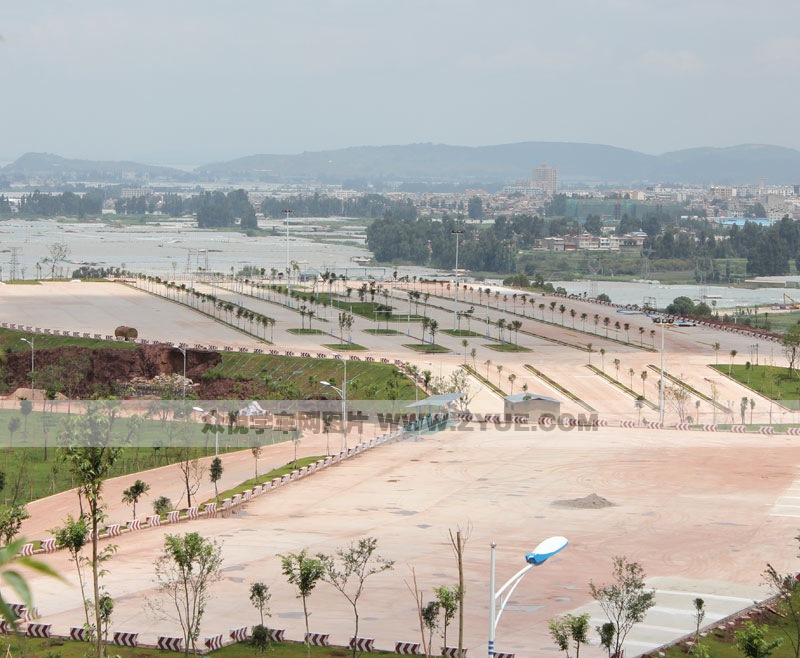 一乘駕校訓(xùn)練場(chǎng)地一角